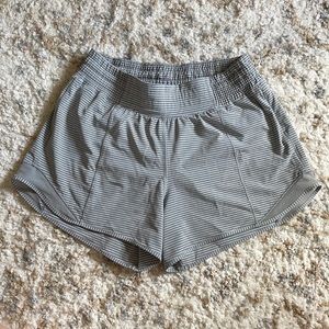 Lululemon hotty hot running shorts